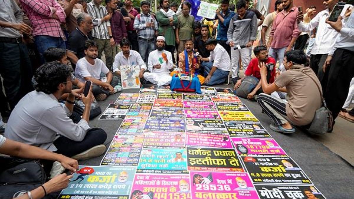 तिरंगा, सविंधान की किताब लेकर आओ', सीजेपी ने जारी किया चलो संसद मार्च के लिए गाइडलाइन | Jansatta