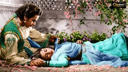 ‘वो मुझसे फिल्मी नहीं, सच्ची मोहब्बत…’, जब प्यार के सीन शूट करते-करते मधुबाला ने पढ़ लिया था दिलीप कुमार के दिल का हाल | CineGram