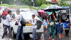 Delhi Ghaziabad Weather: दिल्ली-गाजियाबाद और नोएडा में कल भी बारिश होगी? जानिए IMD का पूर्वानुमान