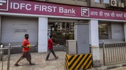 हरियाणा सरकार के अधिकारी को कराई दुबई-बैंकॉक की सैर, IDFC फर्स्ट बैंक धोखाधड़ी मामले में सीबीआई ने दायर की चार्जशीट