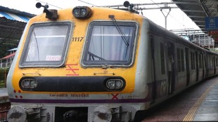 Indian Railway, Delhi consumer commission fines, railways Rs 25000, railway