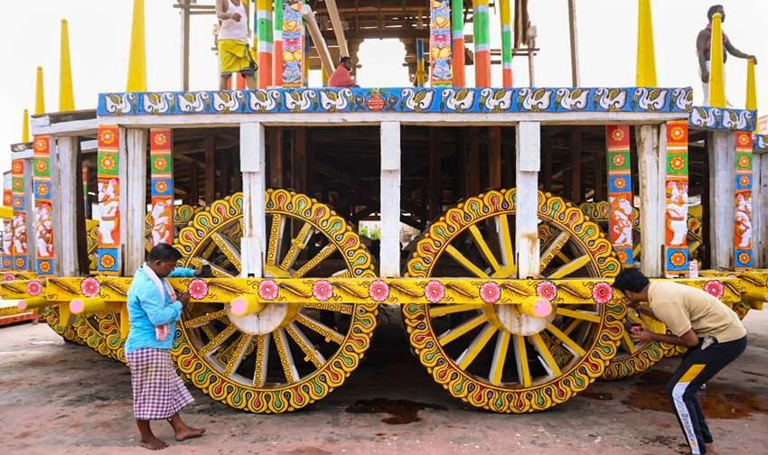 Who Make Jagannath Rath