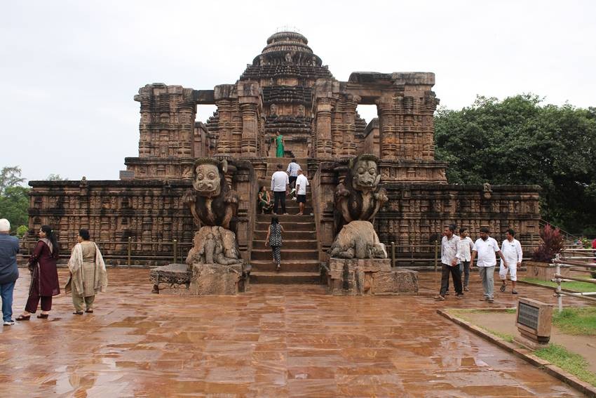 Best tourist places in Puri