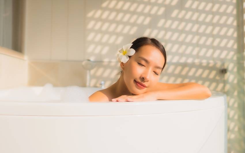 Japan night bathing traditio