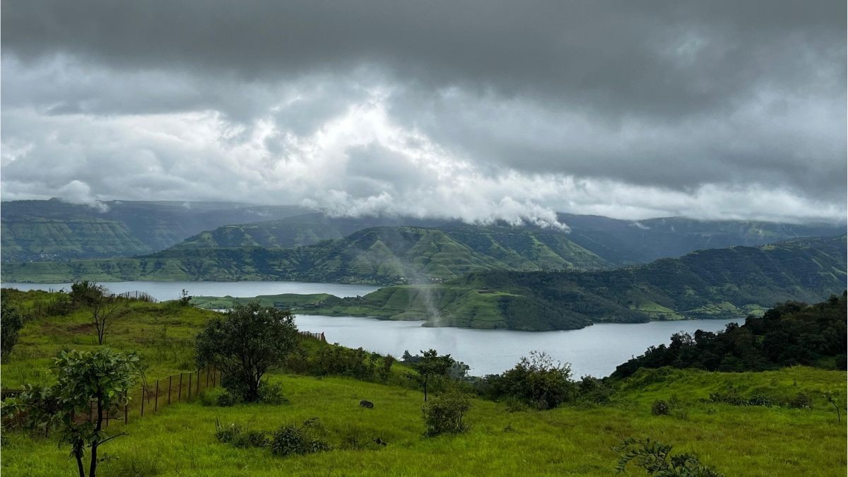 Kaas Plateau in Satara