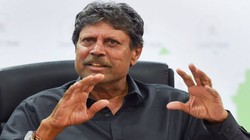 ‘उन्हें जेल में देखकर बहुत बुरा लगता है’, पाकिस्तान के पूर्व क्रिकेटर इमरान खान को लेकर कपिल देव ने जाहिर किया अपना दर्द