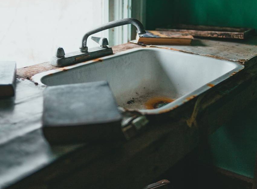 Kitchen Sink and Drain
