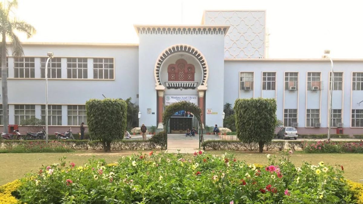 Maulana Azad Library