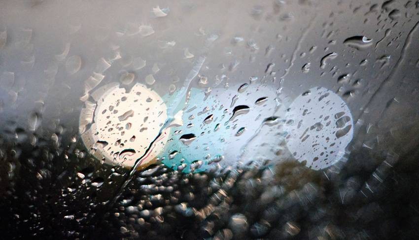 why lentils spoil during monsoon