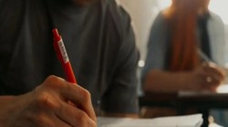‘522 नंबर आने चाहिए थे, लेकिन सिर्फ 95 आए हैं’, नीट री एग्जाम रिजल्ट से नाखुश स्टूडेंट ने हाई कोर्ट में दायर की याचिका