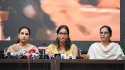 ‘पापा की यूनिफॉर्म खून से सनी हुई थी’, जंतर-मंतर हिंसा में घायल पुलिसकर्मियों के परिवारों ने सुनाई आपबीती