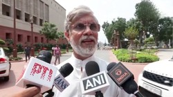 ‘नेहरू से शुरू होकर नंदन नीलेकणी पर आ गए’, पवन खेड़ा का तंज- कांग्रेस के बिना सांस भी नहीं ले सकते नरेंद्र मोदी