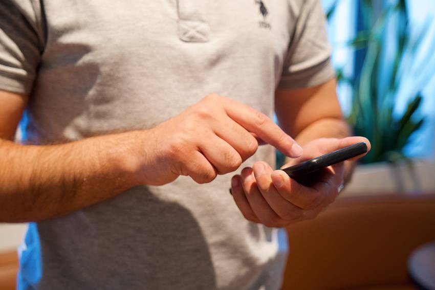 mobile phone overheating