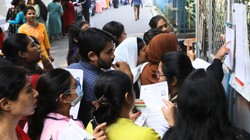 ‘अब हम और क्या कर सकते हैं?’ बदायूं में BJP नेता के रोड शो के जाम में छूटी कई अभ्यर्थियों की UPTET परीक्षा