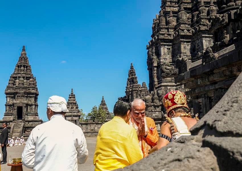 Ramayana Reliefs Prambanan