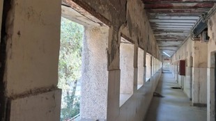 delhi government schools | demolition | rekha gupta |
