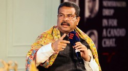 छात्र राजनीति से शुरुआत और छात्रों के गुस्से के चलते गई कुर्सी, पढ़िए धर्मेंद्र प्रधान के उतार-चढ़ाव वाले राजनीतिक सफर की कहानी