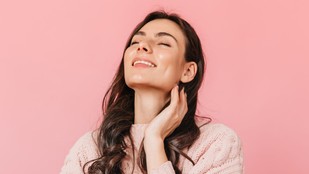 Pomegranate-benefits | glowing skin | collagen