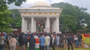 Umar Khalid, Free Umar Khalid placard draws police action,