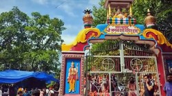 पुजारी अब पहनेंगे बिना जेब वाले कुर्ते, राम मंदिर दान विवाद के बाद मनसा देवी में नई पहल