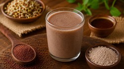 Calcium Rich Drink: 40 की उम्र के बाद हड्डियां पड़ सकती हैं कमजोर, कैल्शियम रिच ये देसी ड्रिंक करेगा मदद, डॉक्टर से जानिए बनाने का सही तरीका
