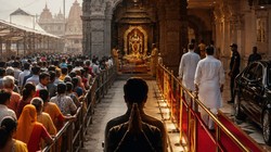 आस्था बनाम अव्यवस्था: वीआईपी कल्चर और भ्रष्टाचार की भेंट चढ़ते श्रद्धा के केन्द्र