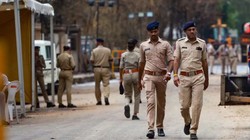 ‘मेरे बाल पकड़े, गला घोंटने…’ , ट्रेनी IPS उदय कृष्णा रेड्डी पर महिला प्रशिक्षु ने लगाया यौन उत्पीड़न का आरोप, पुलिस ने हिरासत में लिया
