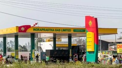 ‘CNG महंगी होती जा रही है, हमारा किराया नहीं बढ़ रहा’, ऑटो ड्राइवर परेशान, कांग्रेस ने भी जताई चिंता