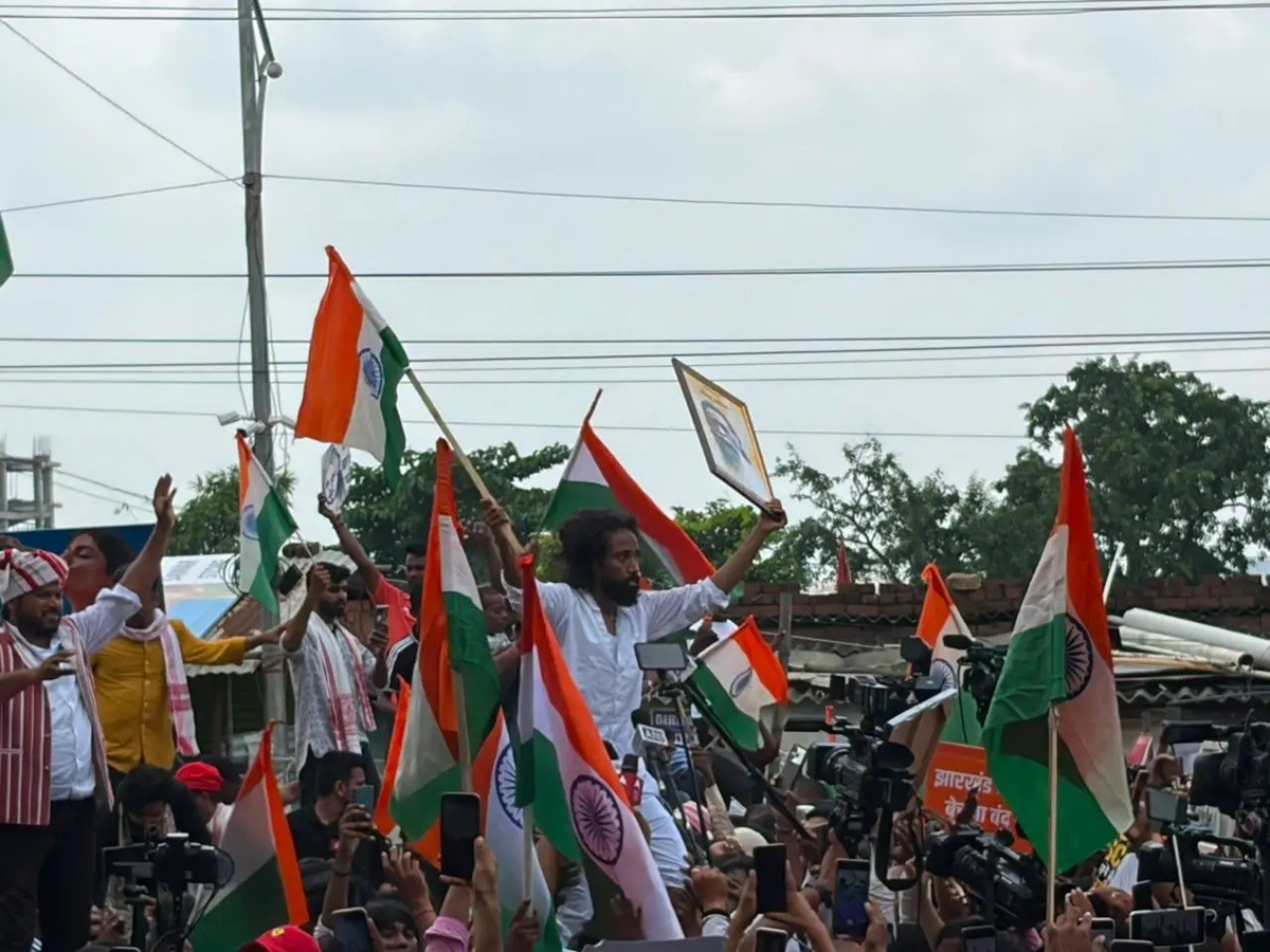 From Barricades to Assembly