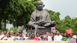 विपक्ष से बातचीत के बीच FCRA संशोधन बिल पर नरम पड़ी सरकार, बदलाव के दिए संकेत