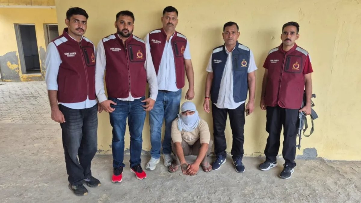 स्कूल टीचर को क्लासरूम से घसीटकर 20 बार चाकू से गोदा, रिश्ता खत्म करने के बाद भी पीछा कर रहा था सिरफिरा