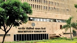 छात्रों के तनाव को कम करने के लिए IIT दिल्ली ने गिनाए वेलफेयर उपाय, जानें संस्थान ने क्या कहा