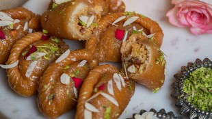 Mawa Gujiya for Independence Day