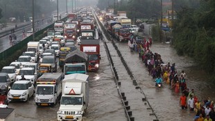 भ्रष्टाचार, प्रशासनिक लापरवाही, जलभराव, बारिश में जलभराव, सरकारी व्यवस्था, जवाबदेही, भ्रष्टाचार पर जीरो टॉलरेंस, Gurugram waterlogging, corruption in India
