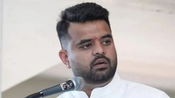 पूर्व पीएम के पोते प्रज्वल रेवन्ना की जेल कोठरी में मिला स्मार्टफोन और अन्य अनाधिकृत सामान, अधिकारी सस्पेंड