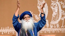 नेपाल बाढ़ में फंसा सद्गुरु जग्गी वासुदेव का एक ग्रुप, 700 से अधिक लोग तिब्बत में फंसे