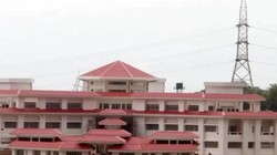 ‘अभिव्यक्ति की आजादी किसी की प्रतिष्ठा को नुकसान पहुंचाने का लाइसेंस नहीं देती’, हाई कोर्ट से कंटेंट क्रिएटर माधबी बिस्वास को झटका