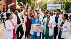 UP MBBS BDS Intern Stipend 2026: यूपी में MBBS-BDS इंटर्न डॉक्टरों की बल्ले-बल्ले, अब हर महीने मिलेंगे 25 हजार रुपये