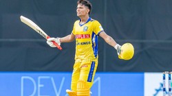 यश ढुल ने खेली तूफानी पारी; 9 छक्के, 6 चौके, 212 की स्ट्राइक रेट से नाबाद शतक लगा सेंट्रल दिल्ली को दिलाई जीत
