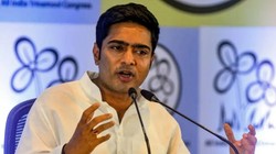 ‘बागी सांसदों के खिलाफ लोकसभा स्पीकर की ओर से हो रही देरी’, अभिषेक बनर्जी ने सुप्रीम कोर्ट से लगाई गुहार