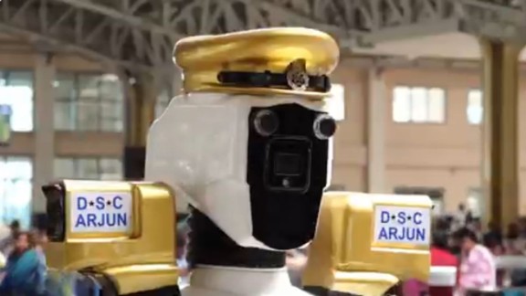 DSC Arjun, ai robot DSC Arjun, Bhubaneswar railway station, railway security, AI Robot Security