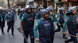 रिटायर्ड शिक्षक, पत्नी, बेटी और 12 साल के बेटे की मौत… बांग्लादेश में हिंदू परिवार के साथ क्या हुआ?