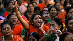 Gen Z से महिलाओं तक… यूपी चुनाव से पहले राजनीतिक दलों के बीच छिड़ी सियासी जंग