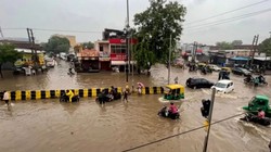 कौन हैं MCG कमिश्नर प्रदीप दहिया? गुरुग्राम में जलभराव के बीच हुआ IAS अफसर का तबादला