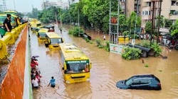 दिल्ली से बेहतर है गुरुग्राम! शख्स ने बताया जाम-जलभराव के बावजूद क्यों पसंद है यहां रहना; छिड़ी बहस