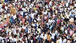 कांग्रेस के लिए सियासी सिरदर्द क्यों बन रहा झारखंड भर्ती प्रदर्शन, हेमंत सोरेन सरकार पर बढ़ा दबाव