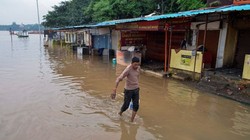 MP Weather Updates: उफान पर नर्मदा-मंदाकिनी, सड़क पर चली नाव… मध्य प्रदेश के 16 जिलों में तेज बारिश का अलर्ट