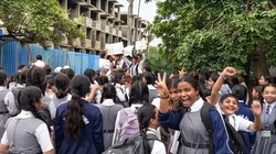 बस किराये में बढ़ोतरी से लेकर स्कूल की शिफ्टिंग तक… Gen Z के बाद ‘जेन अल्फा’ सड़कों पर उतरे