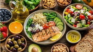 Mediterranean Diet Benefits, Mediterranean Diet for Heart Health,