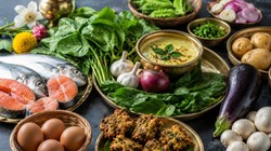 Sawan 2026 Diet: सावन में इन 8 चीजों को खाने से क्यों किया जाता है परहेज? जानिए वैज्ञानिक कारण